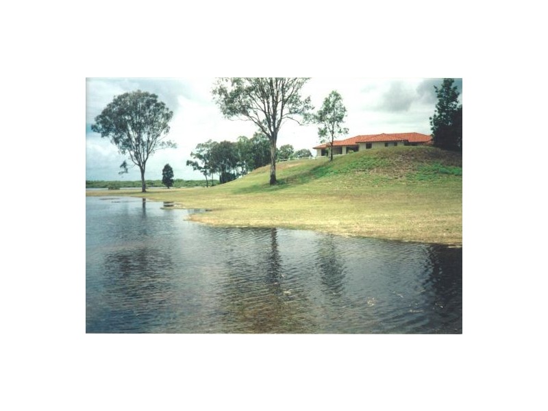 1 Mooroondu Road, Mooroondu Point,, Thorneside QLD 4158