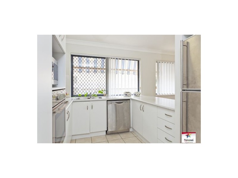 30A Russell Street, Cleveland QLD 4163