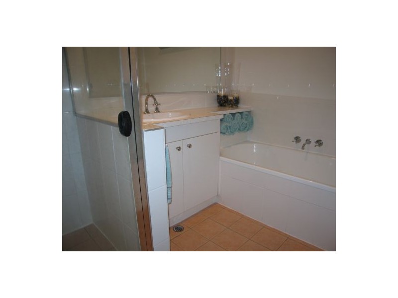 Unit 7, 169-175 Queen Street, Cleveland QLD 4163