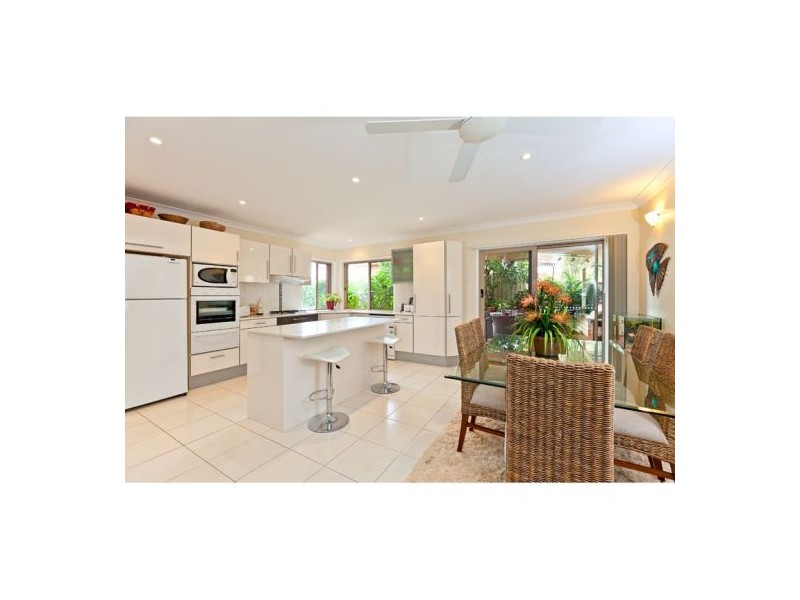 8 Canaipa Court, Victoria Point QLD 4165