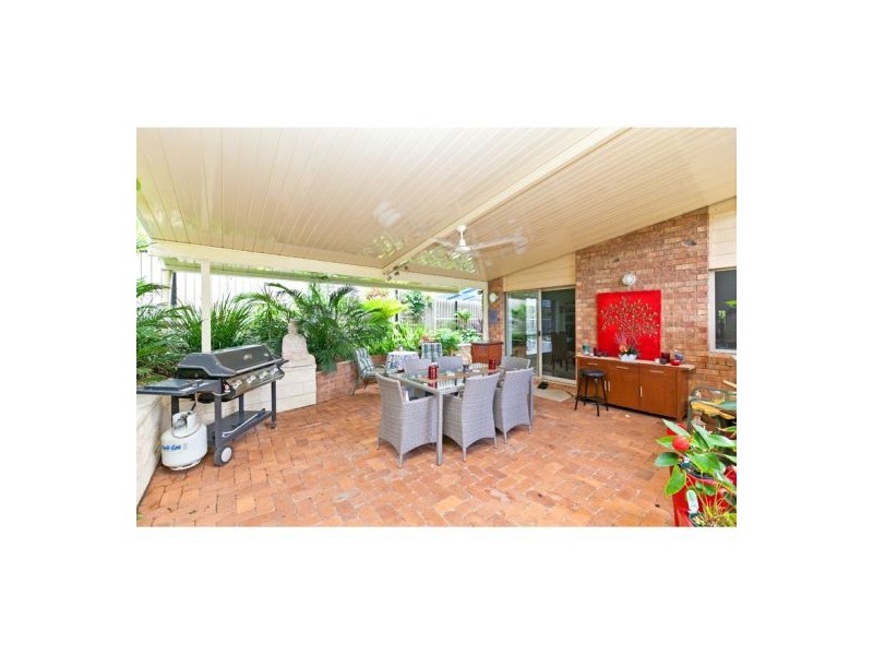8 Canaipa Court, Victoria Point QLD 4165