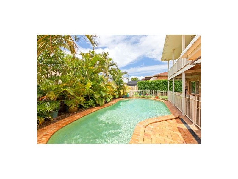 8 Canaipa Court, Victoria Point QLD 4165