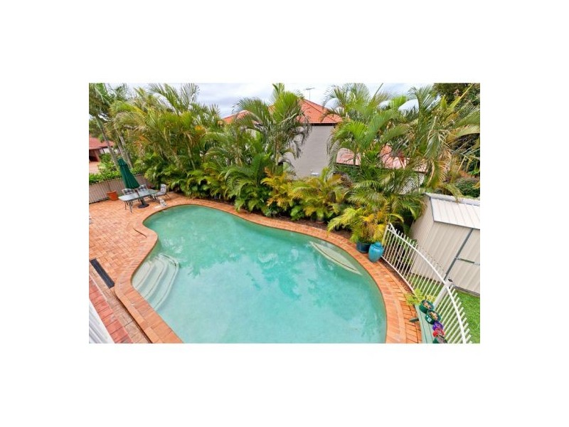 8 Canaipa Court, Victoria Point QLD 4165