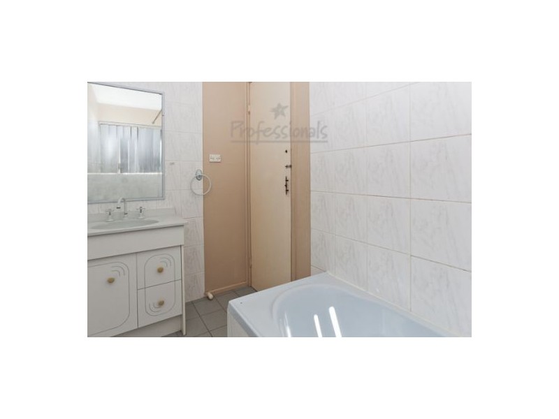 468 OLD CLEVELAND ROAD EAST, Birkdale QLD 4159