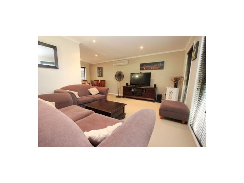 15 Sallows Street, Alexandra Hills QLD 4161