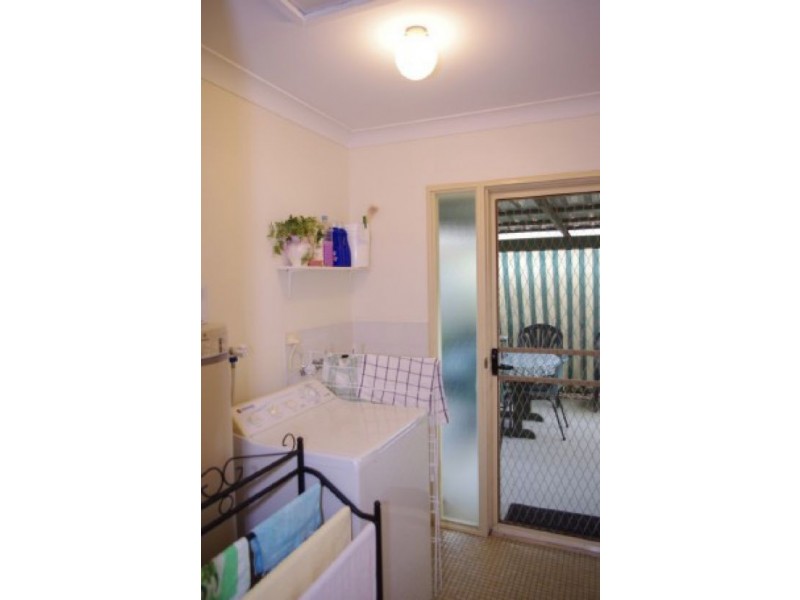 Units 1 & 2, 75 Wynyard Street, Cleveland QLD 4163