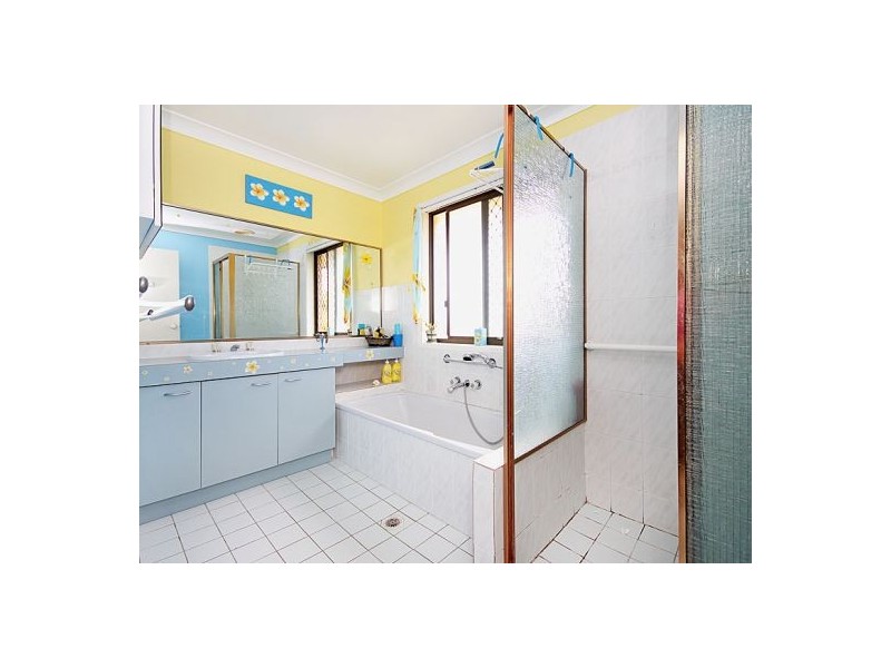 121 Ziegenfusz Rd, Thornlands QLD 4164