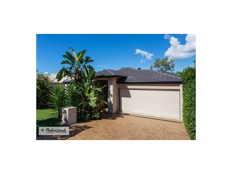 10 Ribonwood Street, Thornlands QLD 4164