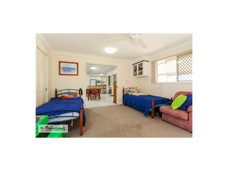 13 Manor Drive, Wellington Point QLD 4160