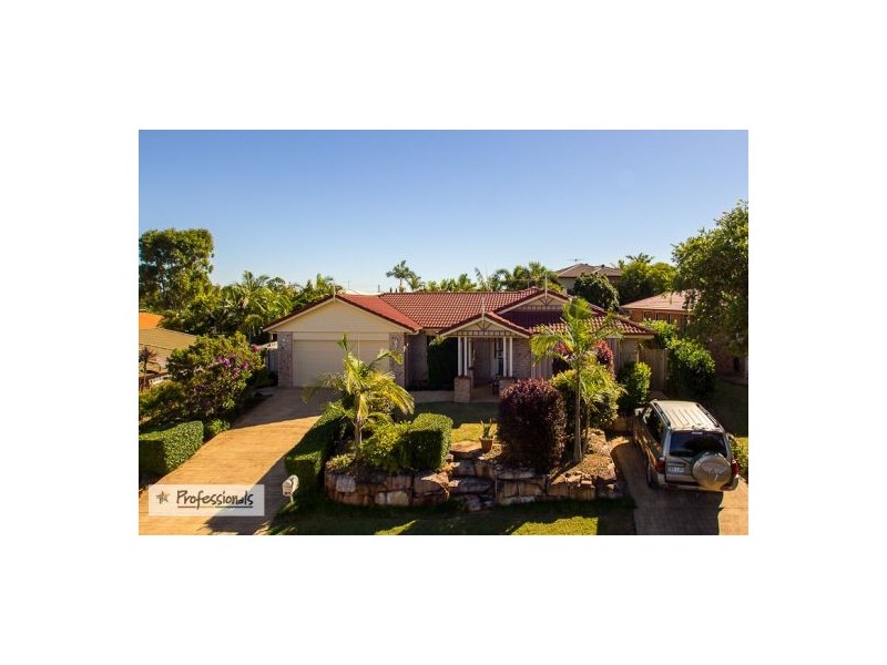 13 Manor Drive, Wellington Point QLD 4160