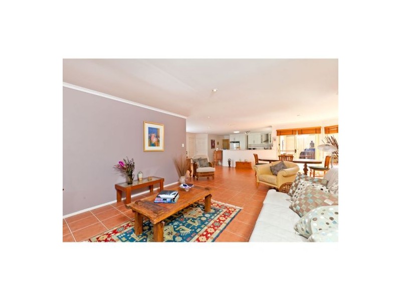 16 Pryor Street, Ormiston QLD 4160