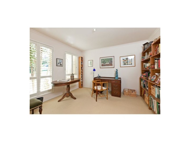 16 Pryor Street, Ormiston QLD 4160