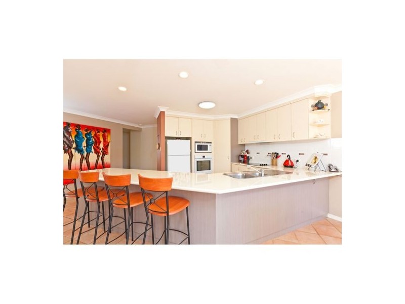 5 Lockitt Place, Ormiston QLD 4160