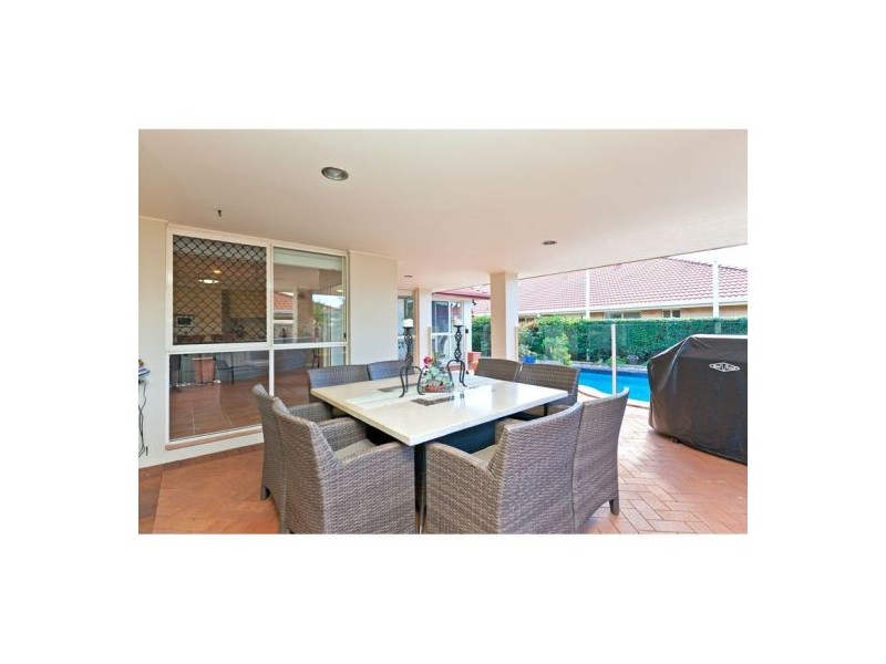 5 Lockitt Place, Ormiston QLD 4160