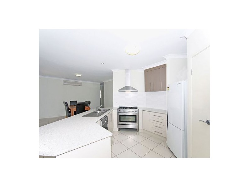 18 Minetta Street, Victoria Point QLD 4165