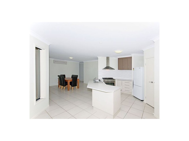 18 Minetta Street, Victoria Point QLD 4165