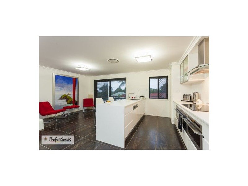 537 Main Road, Wellington Point QLD 4160