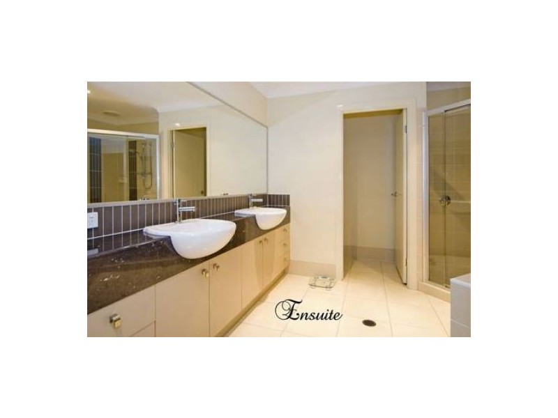 24 Waterville Drive, Thornlands QLD 4164