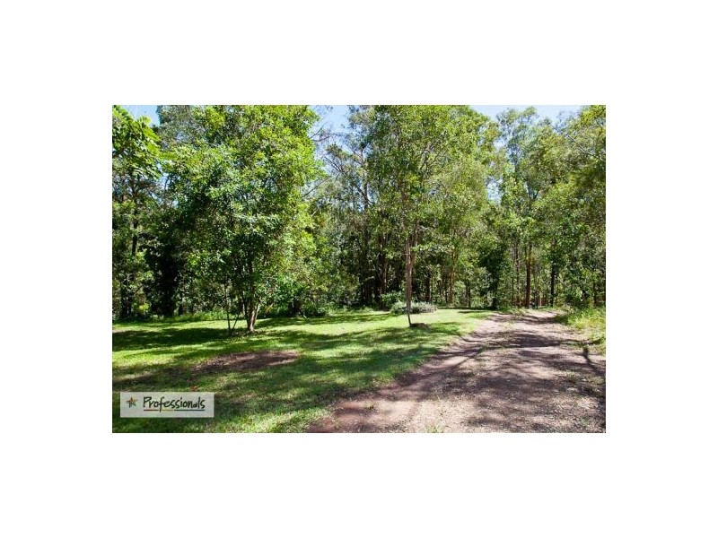 100 Pioneer Road, Sheldon QLD 4157