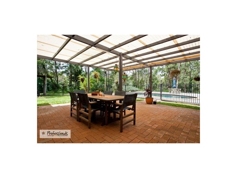 100 Pioneer Road, Sheldon QLD 4157