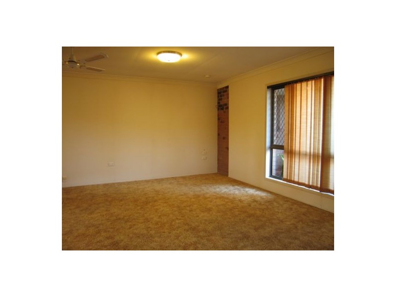 Unit 3, 235 Bloomfield Street, Cleveland QLD 4163