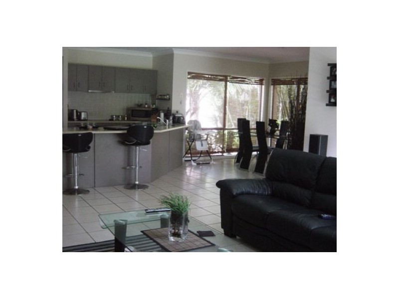 10 Ribonwood Street, Thornlands QLD 4164