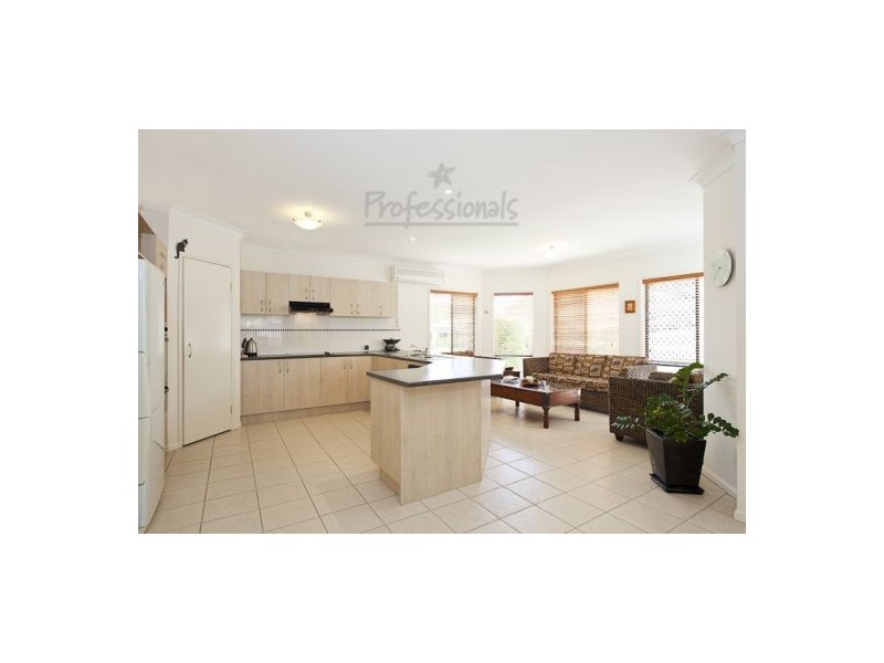 48 Lorikeet Drive, Thornlands QLD 4164