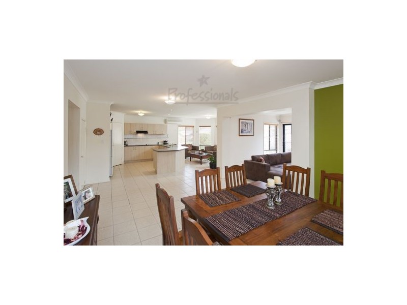48 Lorikeet Drive, Thornlands QLD 4164