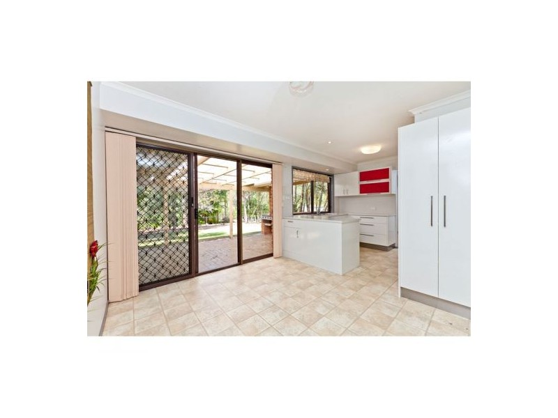 14 Merriott Court, Alexandra Hills QLD 4161