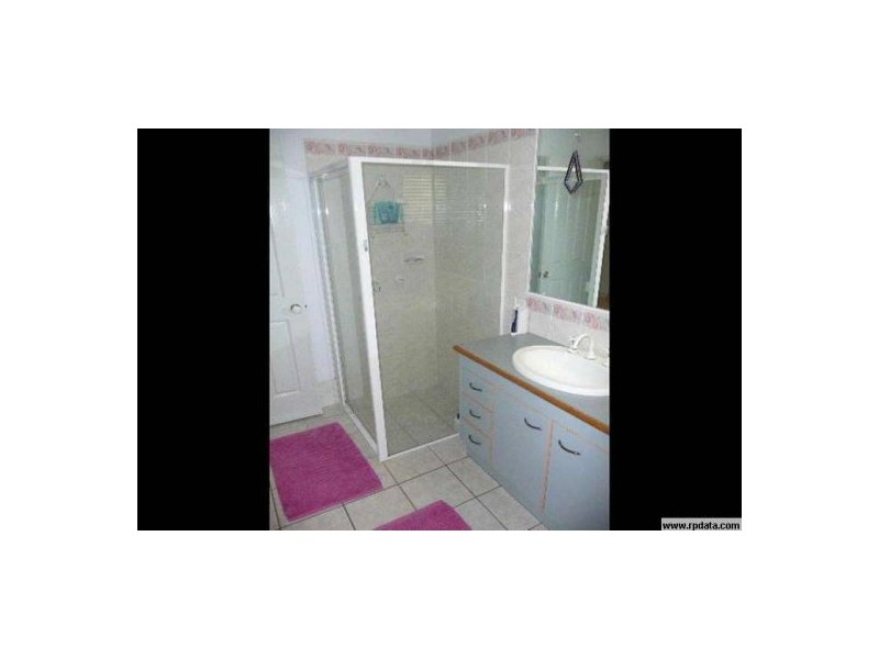 6 Woodrow Place, Cleveland QLD 4163