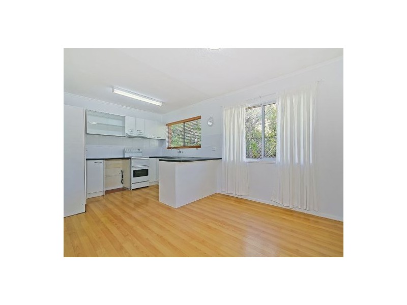 24 Ian Street, Thorneside QLD 4158