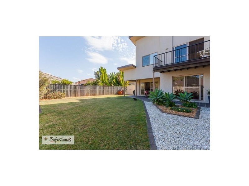 18 Whitby Place, Thornlands QLD 4164