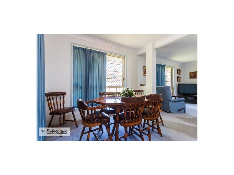 1 Crossley Drive, Wellington Point QLD 4160