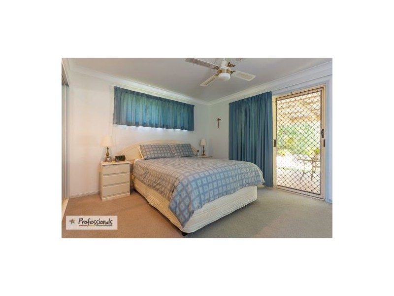 1 Crossley Drive, Wellington Point QLD 4160