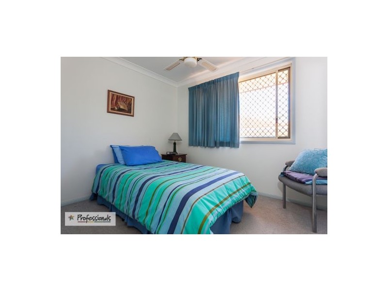 1 Crossley Drive, Wellington Point QLD 4160