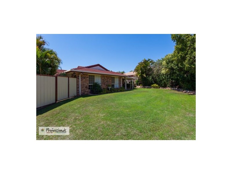 1 Crossley Drive, Wellington Point QLD 4160