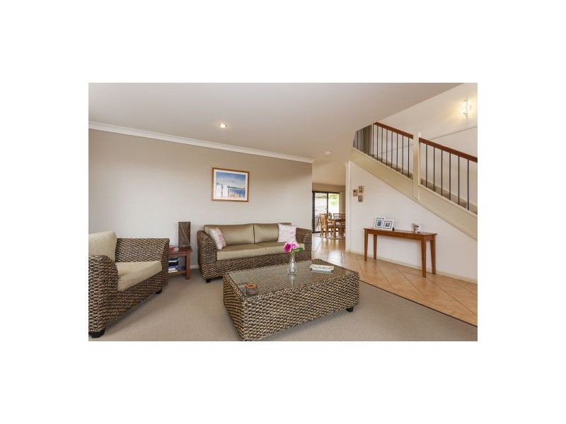 10 St Clair Court, Redland Bay QLD 4165