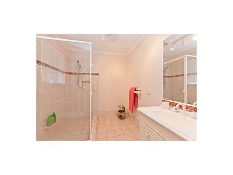 63 Belford Drive, Wellington Point QLD 4160