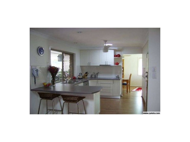 18 Kooringa Avenue, Cleveland QLD 4163