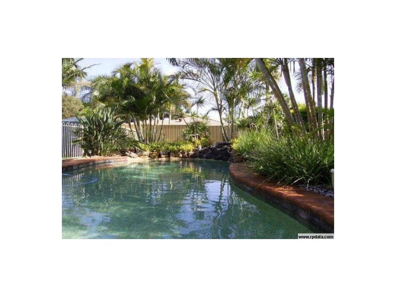 18 Kooringa Avenue, Cleveland QLD 4163