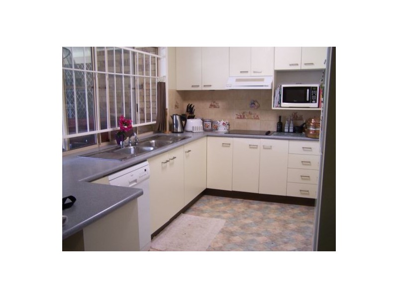 19 Lexlen Court, Cleveland QLD 4163