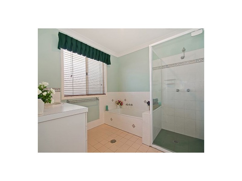 15 Burgundy Crescent, Thornlands QLD 4164