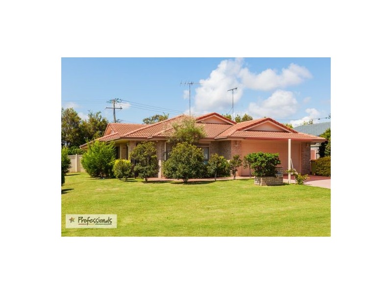 2 Habitat Drive, Redland Bay QLD 4165