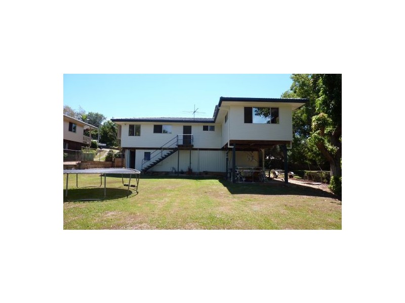 9 Court Street, Ormiston QLD 4160