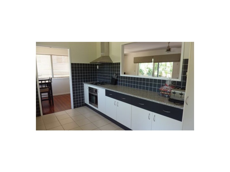 9 Court Street, Ormiston QLD 4160