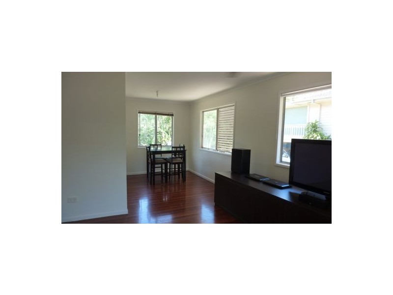 9 Court Street, Ormiston QLD 4160