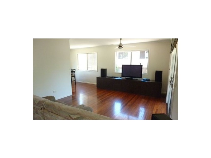 9 Court Street, Ormiston QLD 4160