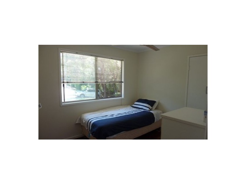 9 Court Street, Ormiston QLD 4160