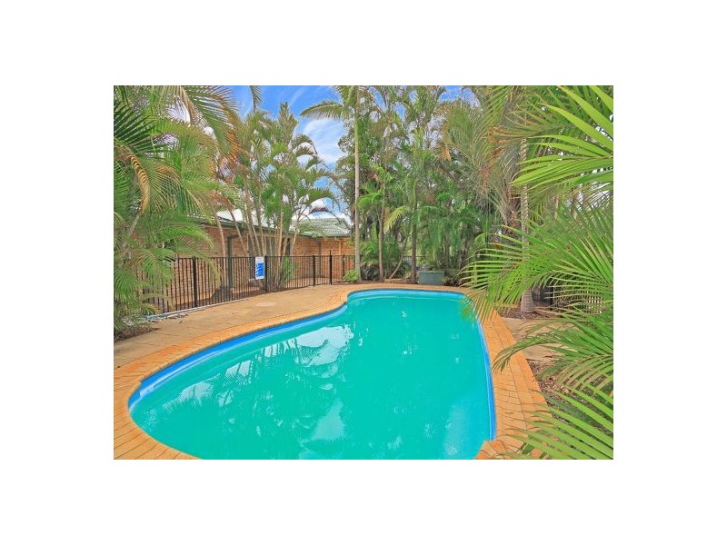 10 Swallow Street, Thornlands QLD 4164