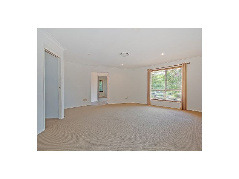 10 Swallow Street, Thornlands QLD 4164